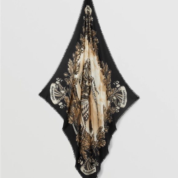 Burberry EKD Print Cashmere Large Square Scarf Brand New - Picture 10 of 10